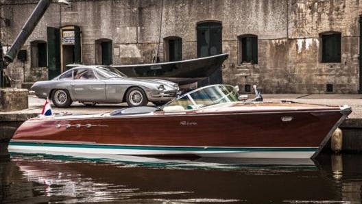 Il Riva Aquarama  di Ferruccio Lamborghini restaurato con alle spalle la 350Gt da chi sono stati rubati i motori V12