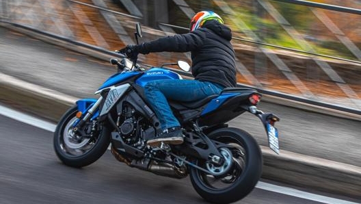 Tra le curve la ciclistica della Suzuki Gsx-S950 è stabile e invoglia a entrare veloce