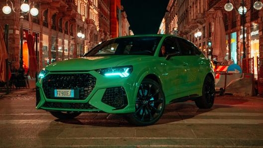 Linee muscoloe aggressive se per  l'Audi Rs Q3