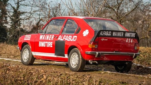 Il 13 febbraio a Parigi si svolgerà l’asta in cui verrà venduto questo gioiello su quattro ruote (foto Rm Sotheby’s)