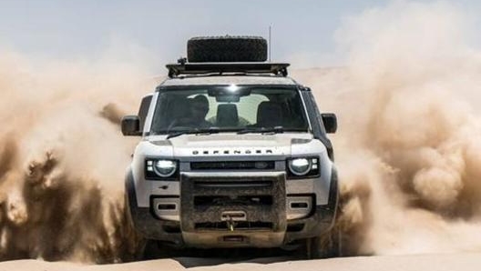 Il nuovo Land Rover Defender non rinuncia alla sua anima più tradizionale di esploratore