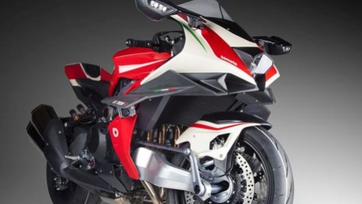 Grazie ai 240 cavalli del propulsore Kawasaki la Bimota Tesi H2 promette prestazioni da capogiro