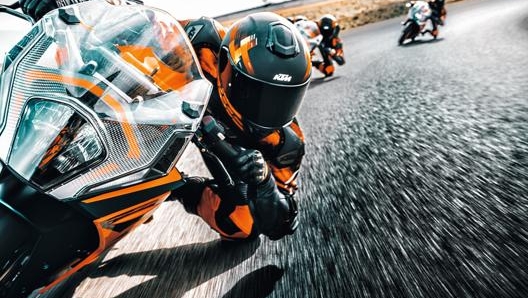 Ktm è al lavoro su una nuova sportiva carenata, la RC 990