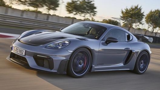 La nuova 718 Cayman GT RS4