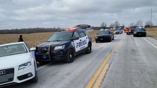 L’Audi A4 ferma a bordo strada dopo l’inseguimento in Ohio (foto Tiffin Police Department Ohio)