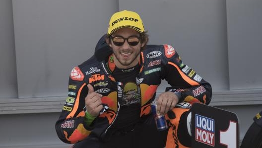 Il campione di Moto2 è stato sottoposto a un'operazione al polso destro in seguito a una caduta in allenamento