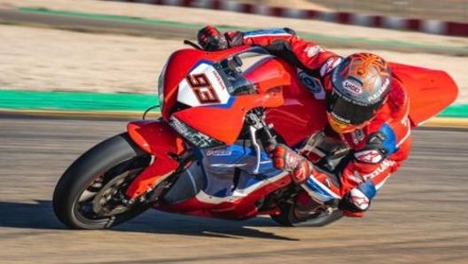 Marc Marquez in azione ad Aragon su Honda CBR600RR