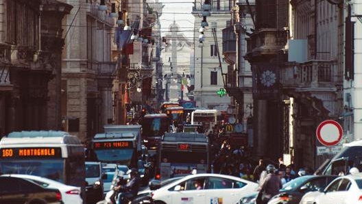 Il traffico che ogni giorno congestiona le città