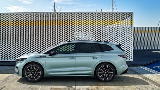 La Skoda Enyaq ha una lunghezza di 4.649 mm