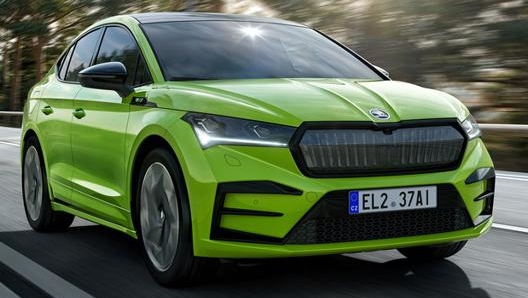 La Skoda Enyaq iV Rs ha 299 Cv e 380/400 km di autonomia