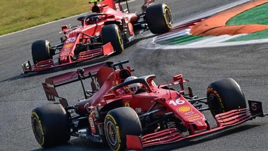 Leclerc precede Sainz. Afp