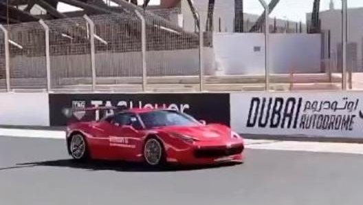 Jorge Lorenzo in azione sulla Ferrari 458. Instagram