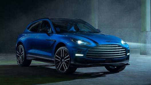 Il nuovo Aston Martin Dbx707