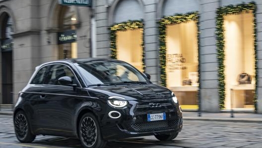 La Fiat 500 e in città