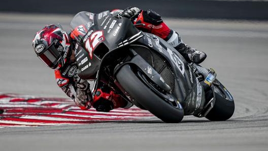 Maverick Vinales in azione con l’Aprilia a Sepang