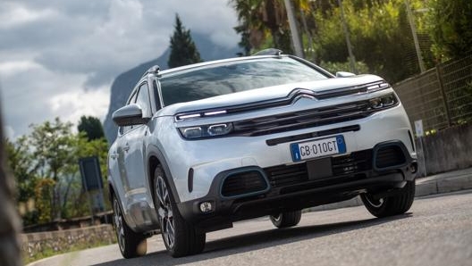 A breve nei concessionari la motorizzazione ibrida plug-in del Suv C5 Aircross