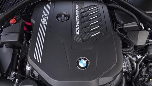 Il cuore pulsante della nuova BMW M240i xDrive è il sei cilindri in linea turbo benzina da 374 Cv