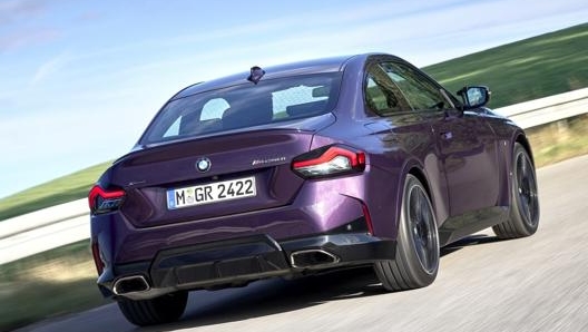 Sulla nuova Bmw M240i xDrive la trazione è integrale, ma in condizioni normali la coppia è scaricata tutta al posteriore