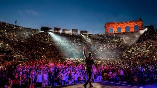 In concerto all'Arena di Verona