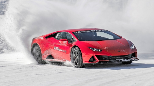 Accademia Neve Livigno lamborghini huracan