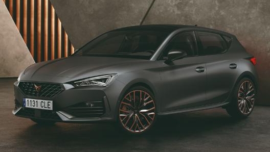 La Cupra Leon ibrida in promozione a febbraio è la 1.4 Tsi e-Hybrid da 245 cavalli, con 400 Nm di coppia massima