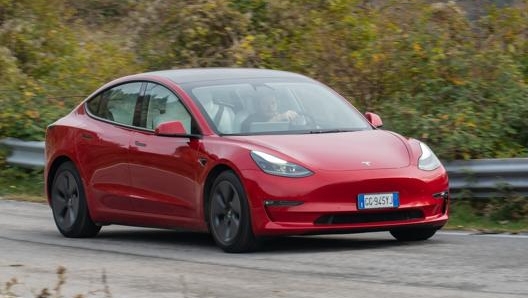 Sono state 27.358  le Model 3 vendute in Europa a dicembre 2021, il numero più elevato tra gli EV