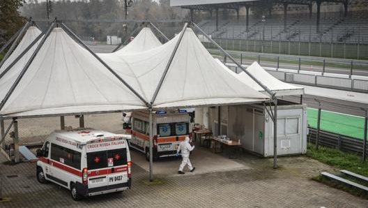 Il check point all’Autodromo. Ansa