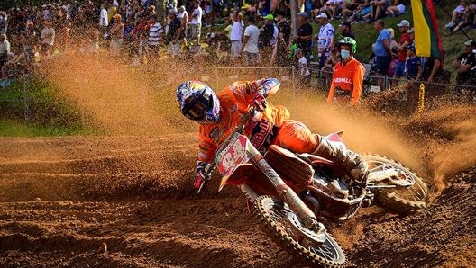 Jeffrey Herlings in azione a Faenza