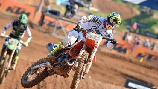 Tony Cairoli in azione su Ktm