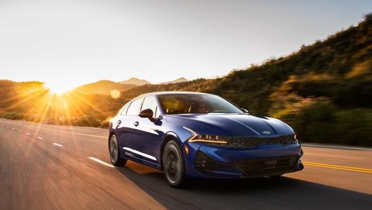 La Kia K5 GT-Line per il mercato Usa: uscirà nel 2021. Ap