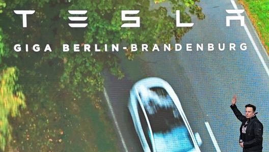 Elon Musk, amministratore delegato di tesla, all'inaugurazione della fabbrica di Berlino. Ap