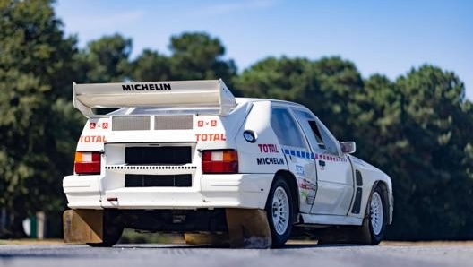 Tra le caratteristiche salienti della Citroen BX 4TC Evolution le sospensioni idro-pneumatiche