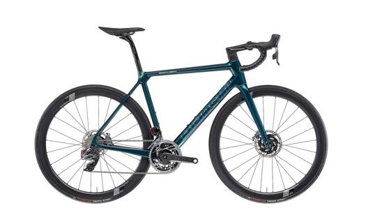 La gamma Bianchi Specialissima ha un prezzo di partenza di 5.655 euro