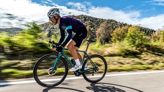 Bianchi Specialissima  la bici da strada alto di gamma della casa Celeste