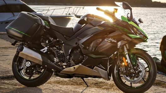 La Kawasaki Ninja 1000 SX continua a puntare su sportività e comfort