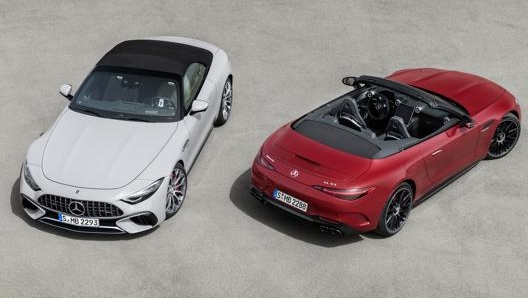 Nuova Mercedes-Amg SL 2022 è lunga 4.705 mm: Il tetto in tessuto si ripiega  elettricamente in 15 secondi