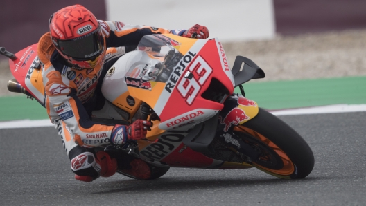 DOHA, QATAR - MARCH 05:  Marc Marquez of Spain and Repsol Honda Team rounds the bend during the MotoGP of Qatar - Qualifying at Losail Circuit on March 05, 2022 in Doha, Qatar. (Photo by Mirco Lazzari gp/Getty Images,)