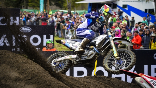 Pauls Jonass (Husqvarna), vincitore della manche di qualifica e leader di Gara 1 per diversi minuti