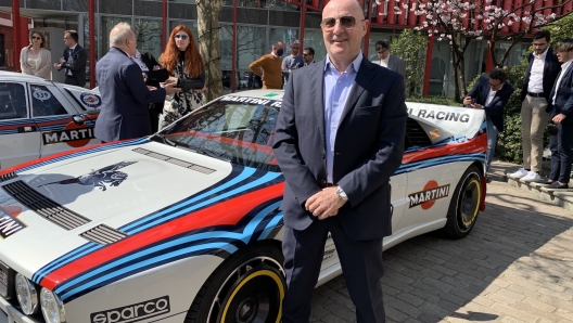 Miki Biasion posa con la Kimera Evo37 a Casa Martini. Masperi