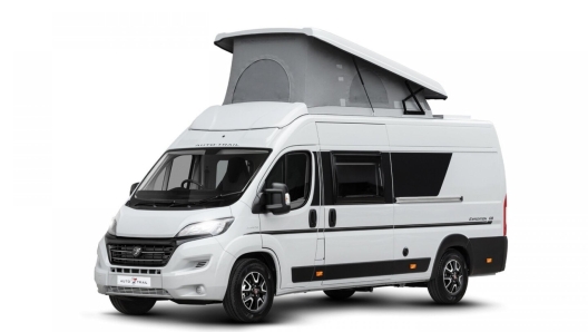 auto trail camper ciclisti