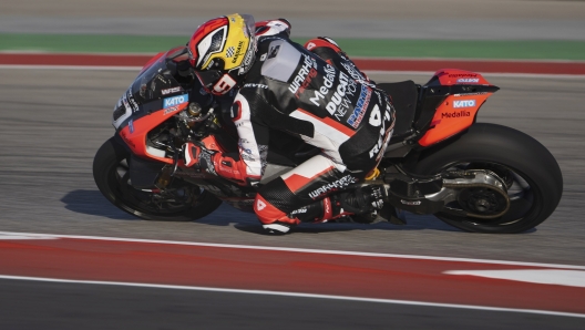 AUSTIN, TEXAS - APRIL 09: Danilo Petrucci of Italy and Warhorse HSBK Racing Ducati New York team rounds the bend during the race of AMA MotoAmerica SuperBike during the MotoGP Of The Americas - Qualifying on April 09, 2022 in Austin, Texas.   Mirco Lazzari gp/Getty Images/AFP == FOR NEWSPAPERS, INTERNET, TELCOS & TELEVISION USE ONLY ==