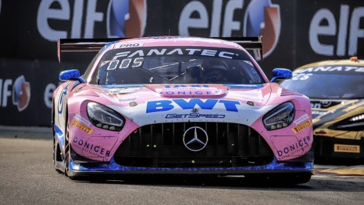 La Mercedes-Amg GT3 numero 2 (GetSpeed). Sro/P. Hecq