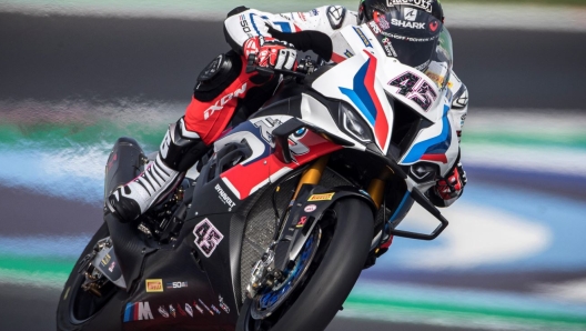 Scott Redding in azione con la BMW