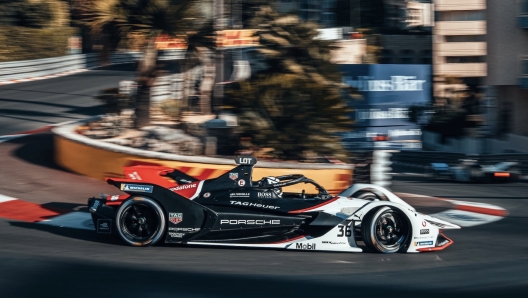 La monoposto Porsche 99X Electric in occasione dell'E-Prix di Monaco nel 2021