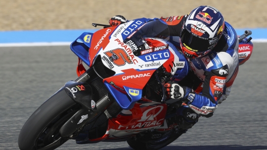 epa09918045 MotoGP's French rider Johann Zarco (Pramac Racing) during the third training free session celebrated at 'Angel Nieto' racetrack in Jerez de la Frontera, Cadiz, Andalusia, southern Spain, 30 April 2022. Spain's Motorcycling Gran Prix will be held on 01 May.  EPA/Roman Rios