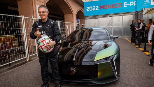 Carlos Tavares con la DS E-tense Performance