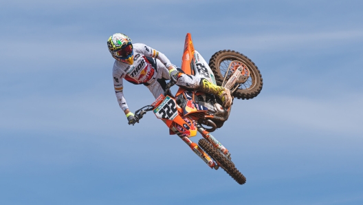 Tony Cairoli correr in classe 450 con la Ktm