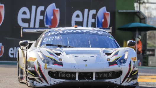 La Ferrari 488 GT3 (Iron Lynx) numero 51 di Molina-Nielsen-Calado. Sro