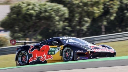 La Ferrari 488 (AF Corse) del brasiliano Felipe Fraga. Dtm