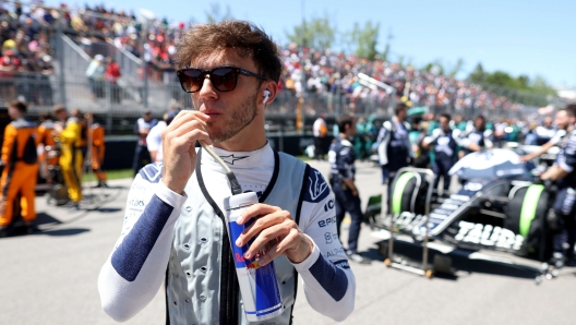 MONTREAL, QUEBEC - JUNE 19: Pierre Gasly of France and Scuderia AlphaTauri prepares to drive on the grid during the F1 Grand Prix of Canada at Circuit Gilles Villeneuve on June 19, 2022 in Montreal, Quebec.   Peter Fox/Getty Images/AFP == FOR NEWSPAPERS, INTERNET, TELCOS & TELEVISION USE ONLY ==